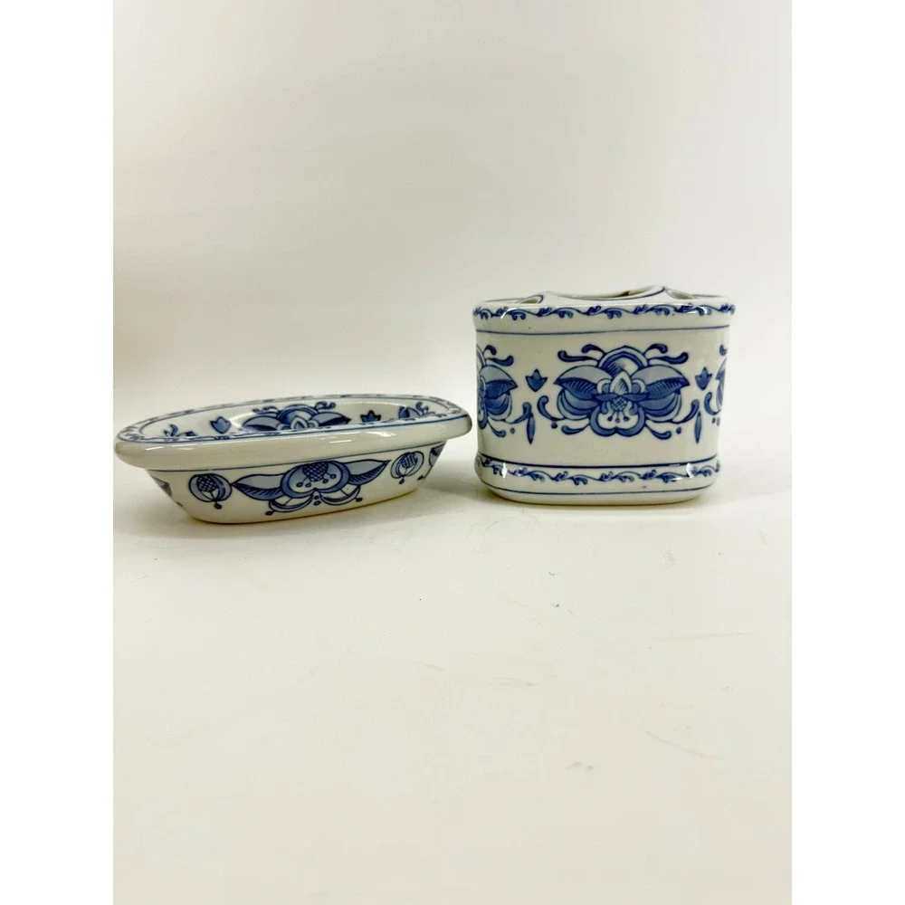 Unbranded Bathroom Vanity Set 1970s OS Blue White Floral Ceramic 2pc Vintage
